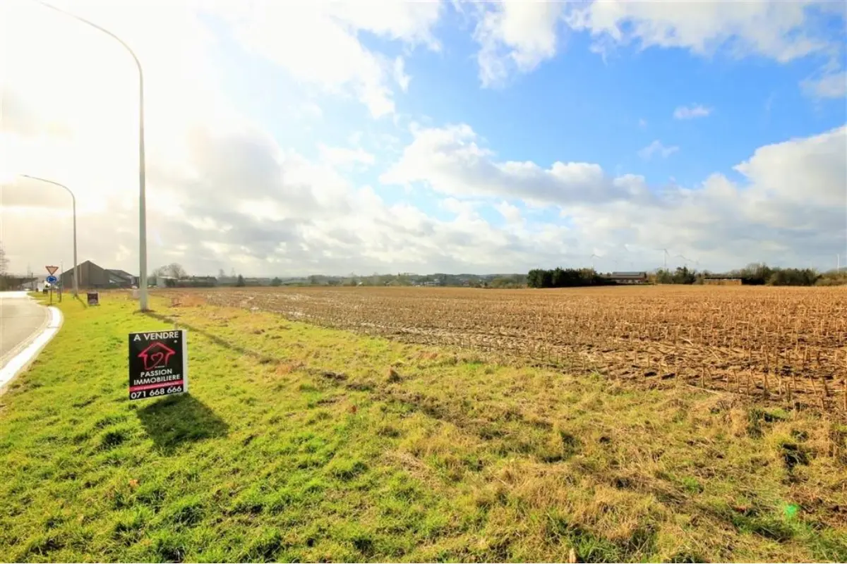 Terrain à bâtir à vendre à Neuville 5600 69000.00€  chambres m² - annonce 389