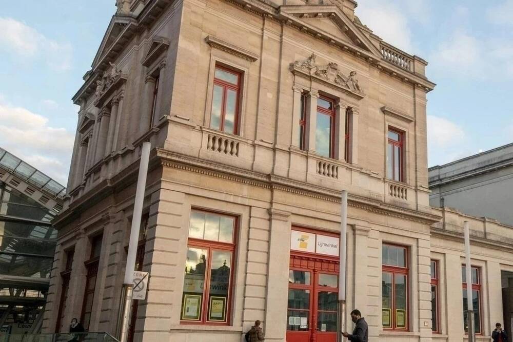 Commerce à louer à Jambes 5100 789.00€ 0 chambres m² - annonce 2028