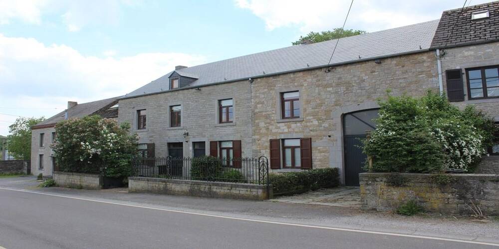 Maison à vendre à Doische 5680 320000.00€ 5 chambres m² - annonce 8513