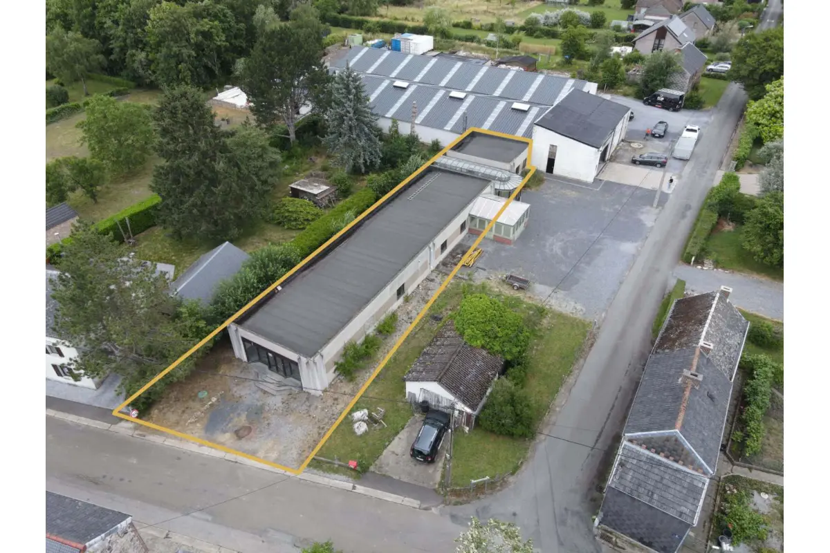 Commerce à louer à Faulx-les-Tombes 5340 1275.00€  chambres 380.00m² - annonce 13709