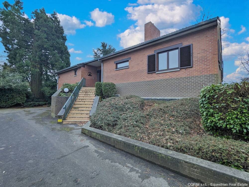 Bungalow à vendre à Cerfontaine 5630 570000.00€ 3 chambres 360.00m² - annonce 37047