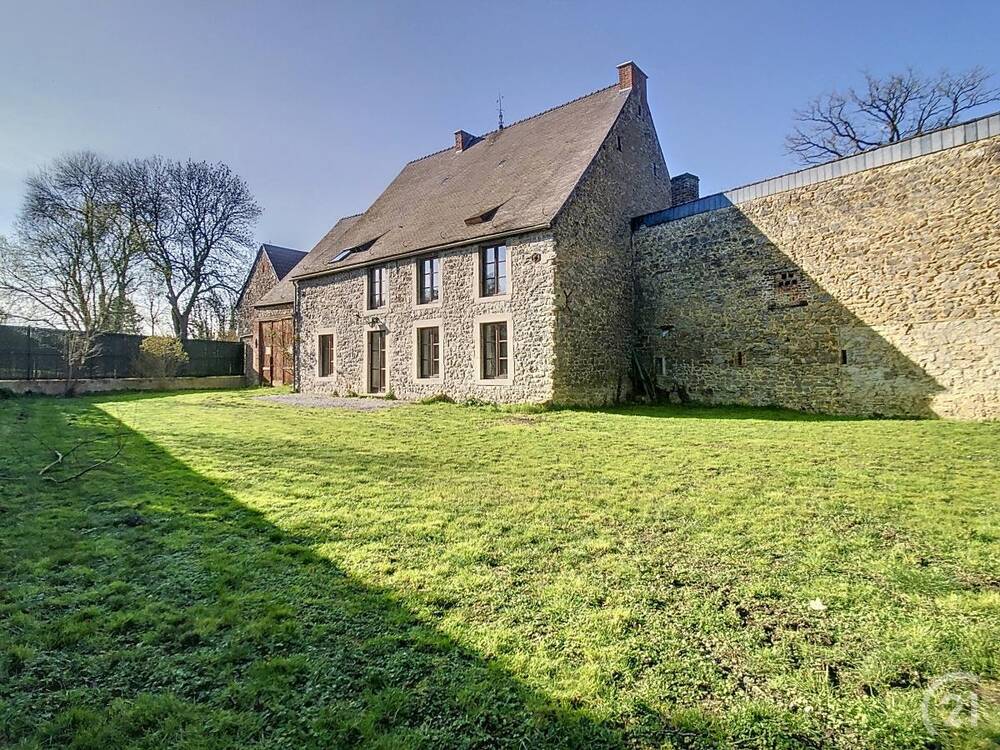 Maison à vendre à Thy-le-Château 5651 400000.00€ 6 chambres 300.00m² - annonce 1351043