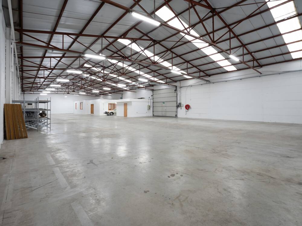 Commerce à louer à Floreffe 5150 3700.00€ chambres 775.00m² - annonce 48703