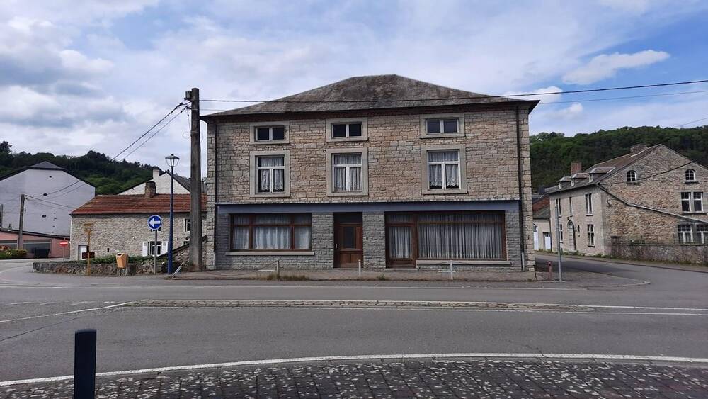 Maison à vendre à Hastière-par-Delà 5541 140000.00€ 4 chambres m² - annonce 129363