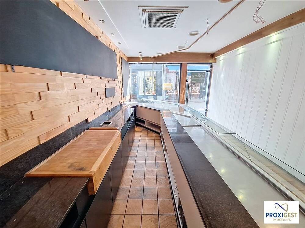 Commerce à vendre à Namur 5000 225000.00€ chambres m² - annonce 144056