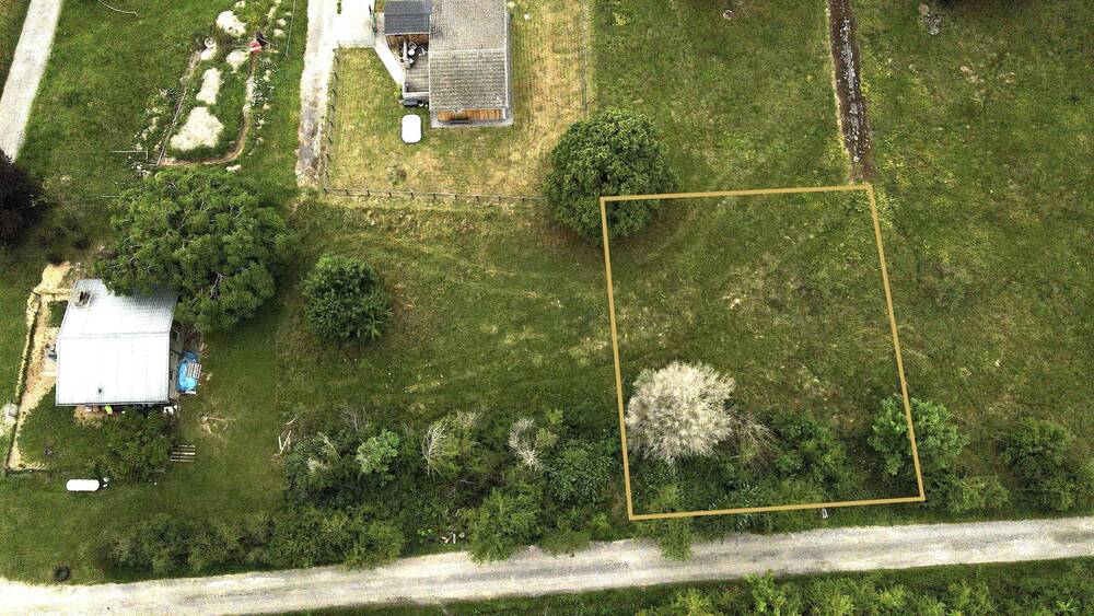 Terrain à vendre à Hour 5563 29000.00€ chambres m² - annonce 145022
