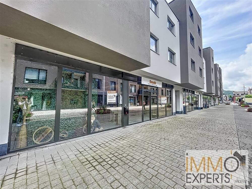 Commerce à louer à Andenne 5300 1500.00€ chambres 159.00m² - annonce 444507