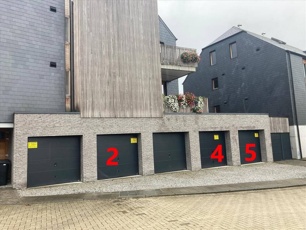 Parking / garage à vendre à Couvin 5660 25000.00€ chambres m² - annonce 243536