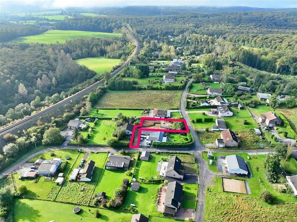 Terrain à vendre à Neuville 5600 39000.00€ chambres m² - annonce 261638