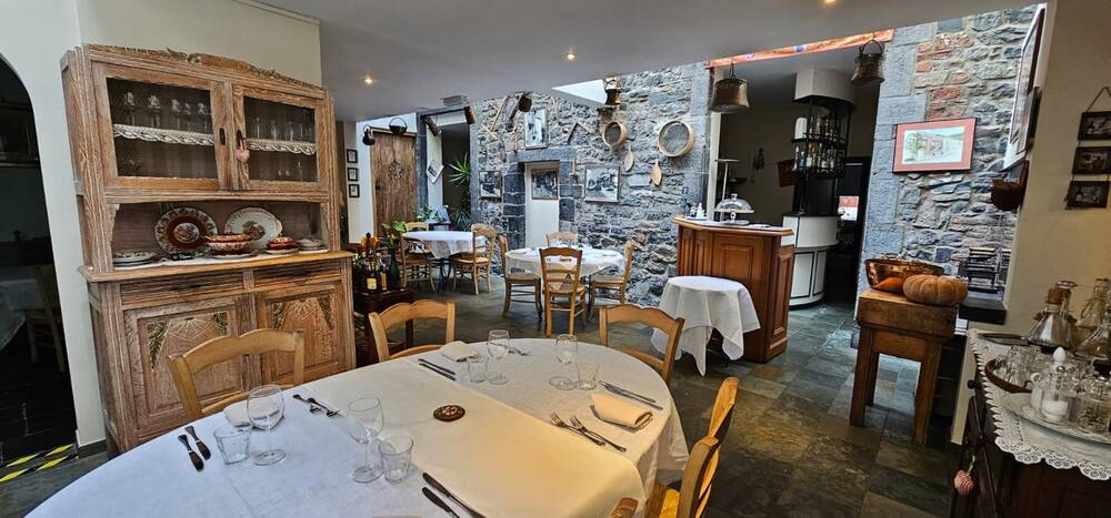 Commerce à vendre à Dinant 5500 49000.00€ chambres 180.00m² - annonce 296622
