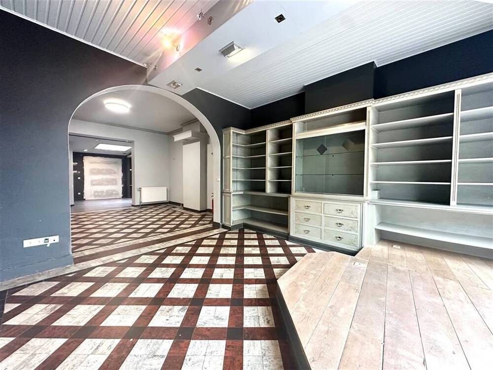 Commerce à louer à Ciney 5590 750.00€ chambres 68.00m² - annonce 297484
