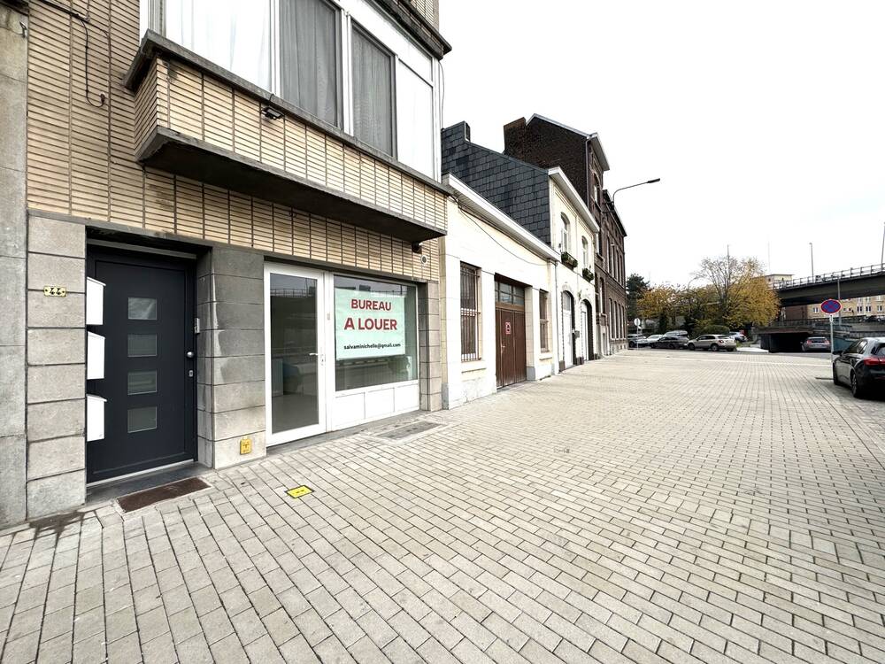 Commerce à à Charleroi 6000 500.00€ chambres 20.00m² - annonce 316909