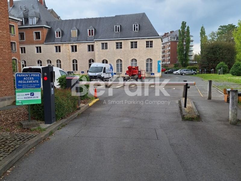 Parking / garage à louer à Namur 5000 129.00€ chambres m² - annonce 341674