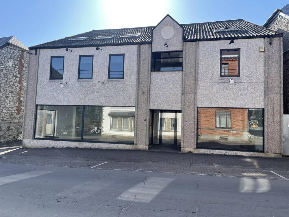 Commerce à louer à Beauraing 5570 1500.00€ chambres 380.00m² - annonce 342926