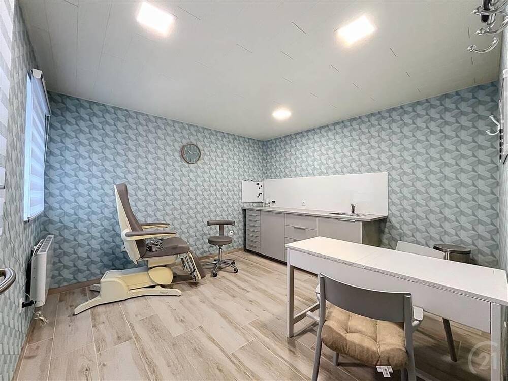 Commerce à louer à Mettet 5640 650.00€ chambres 20.00m² - annonce 344089