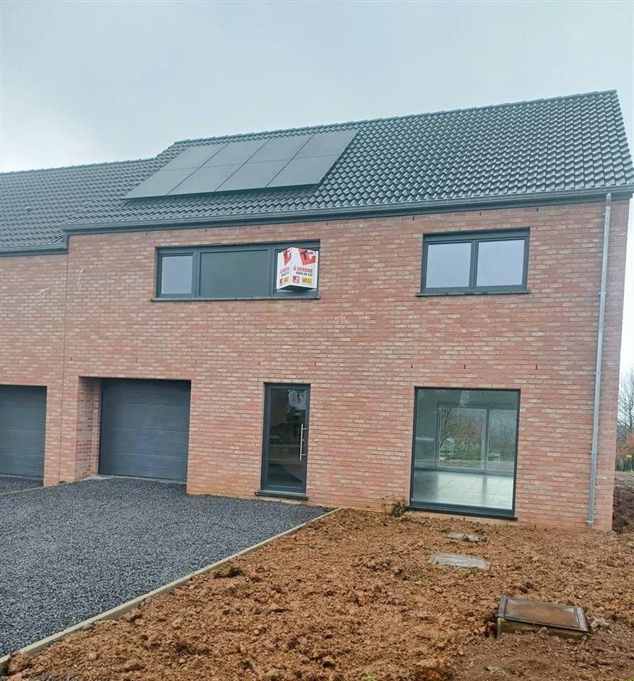 Maison à vendre à Anseremme 5500 369000.00€ 4 chambres 163.00m² - annonce 363379