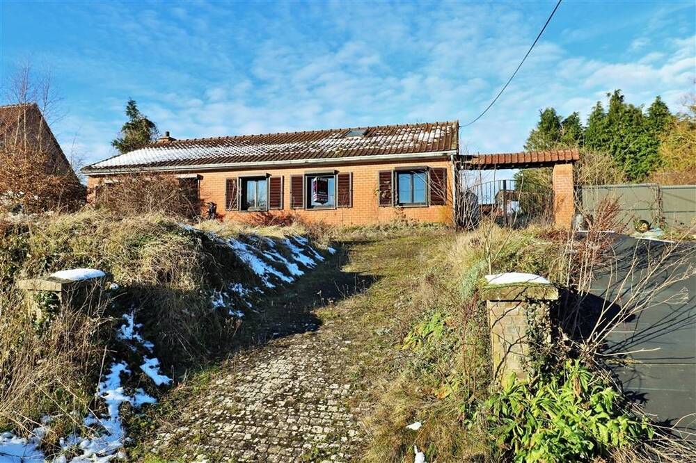 Villa à vendre à Yves-Gomezée 5650 209000.00€ 3 chambres 140.00m² - annonce 370741