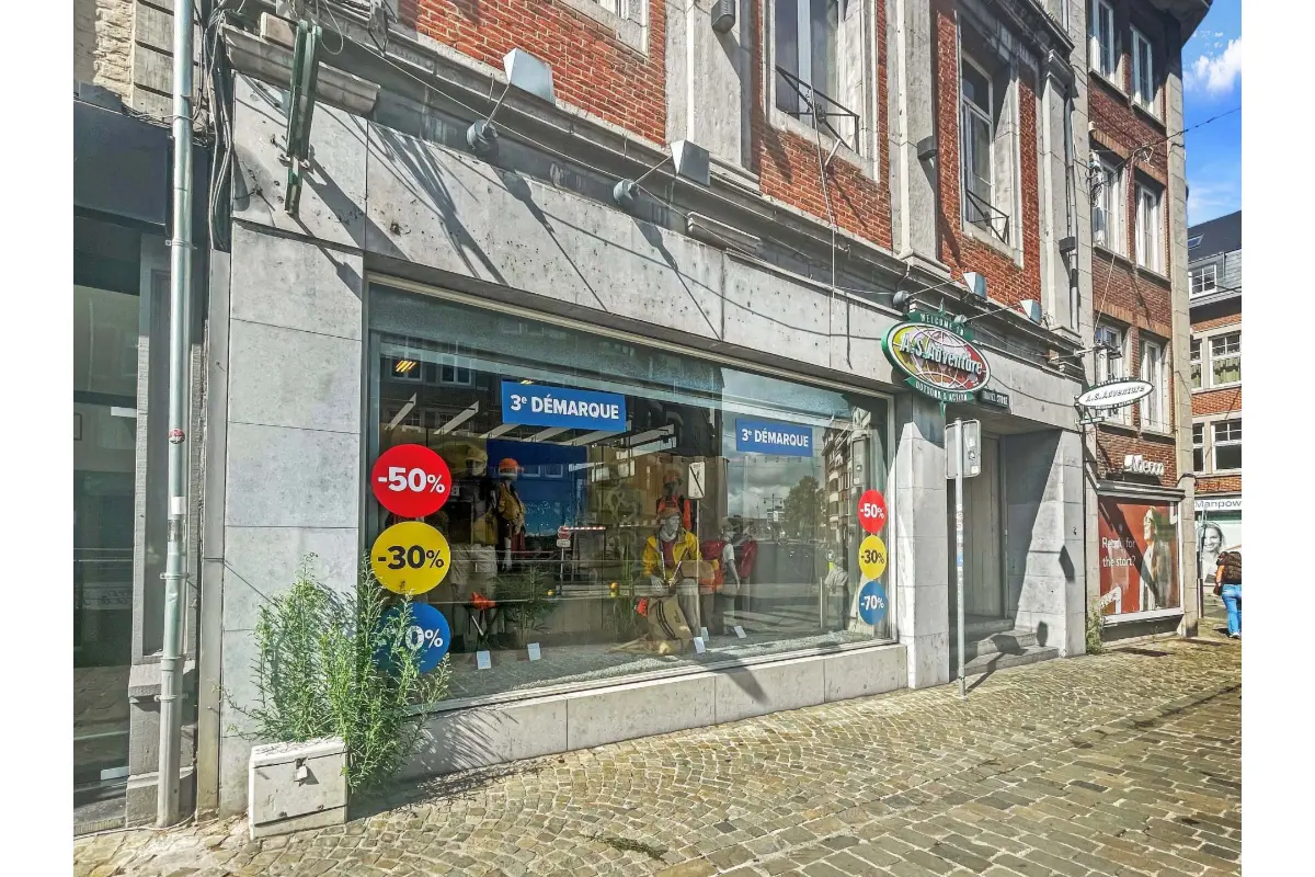 Commerce à louer à Namur 5000 6600.00€  chambres 735.00m² - annonce 371420