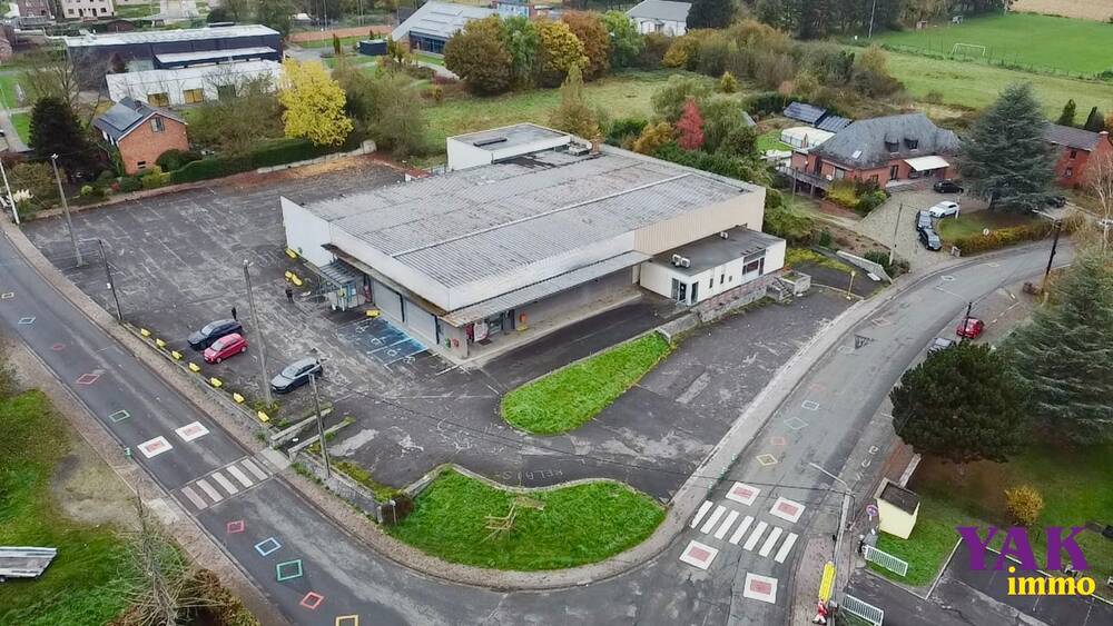 Commerce à vendre à Jemeppe-sur-Sambre 5190 850000.00€ chambres 1818.00m² - annonce 373478