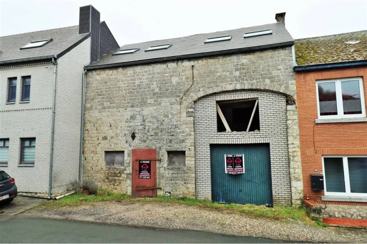 Maison à vendre à Yves-Gomezée 5650 115000.00€ 4 chambres m² - annonce 384327