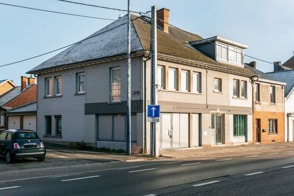 Commerce à louer à Belgrade 5001 750.00€ chambres 100.00m² - annonce 395252