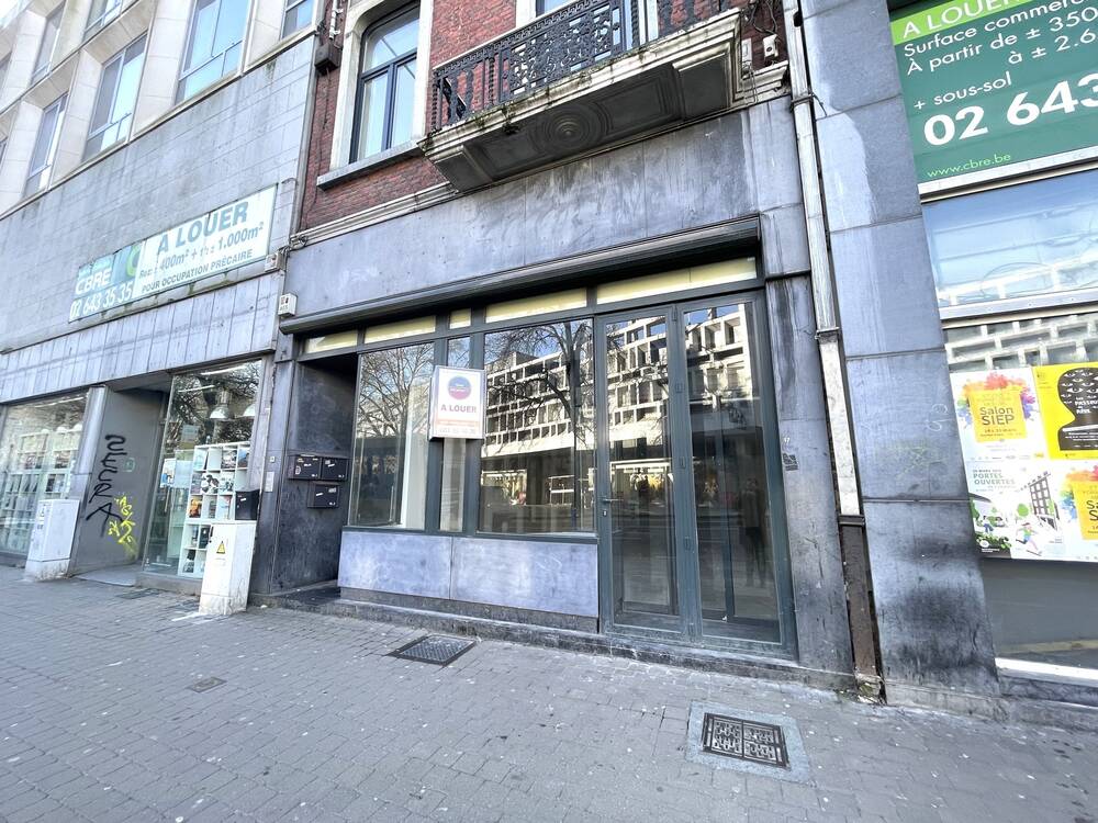 Commerce à louer à Namur 5000 2990.00€ chambres 66.00m² - annonce 396080