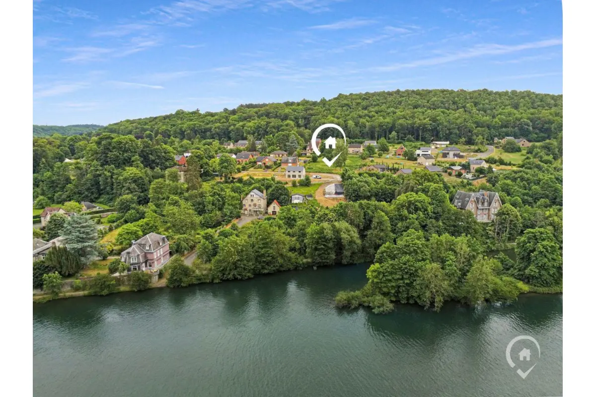 Terrain à vendre à Hastière-par-Delà 5541 170000.00€  chambres m² - annonce 397007