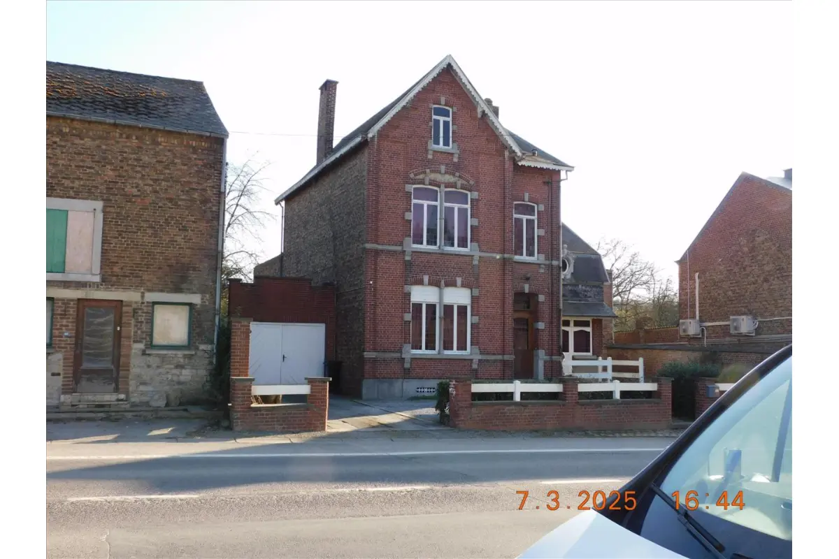 Maison à vendre à Vitrival 5070 210000.00€ 3 chambres m² - annonce 419197