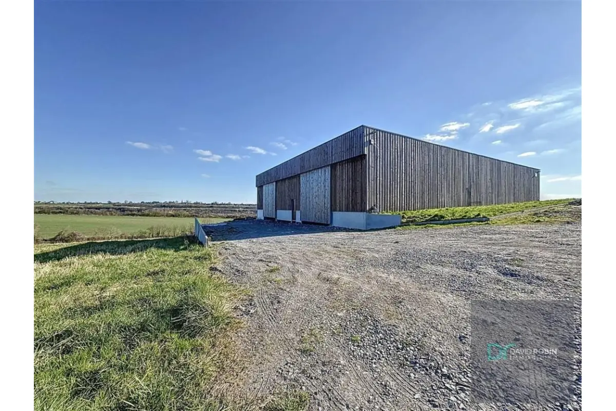 Commerce à vendre à Falisolle 5060 450000.00€  chambres 670.00m² - annonce 423965