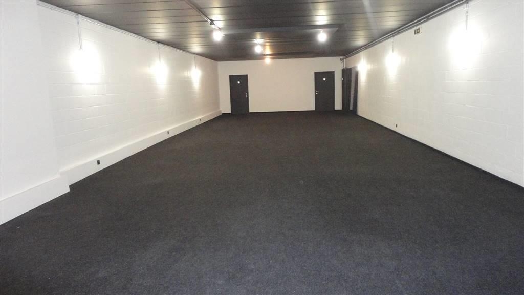 Commerce à louer à Couvin 5660 1100.00€ chambres 300.00m² - annonce 427420