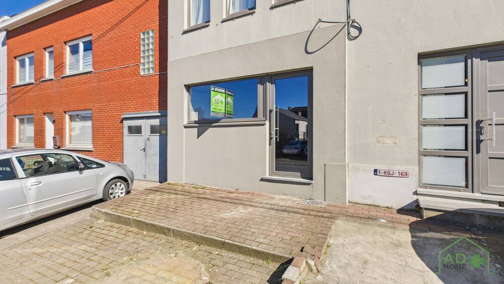 Commerce à vendre à Sambreville 5060 99000.00€ chambres 83.00m² - annonce 430180