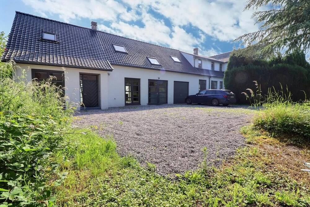 Maison à vendre à Tarcienne 5651 590000.00€ 5 chambres 585.00m² - annonce 431912