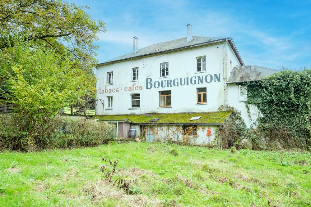 Maison à vendre à Chairière 5550 319000.00€ 8 chambres 1800.00m² - annonce 433360