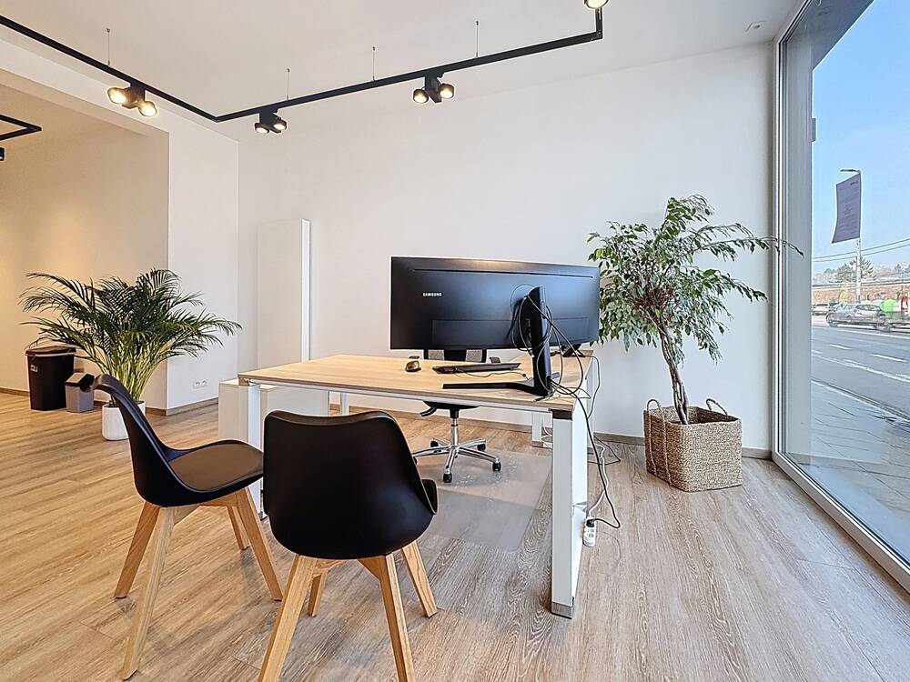 Commerce à louer à Saint-Servais 5002 800.00€ chambres 68.10m² - annonce 434840
