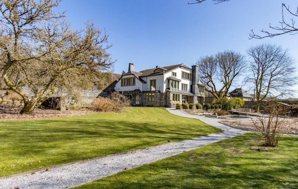 Maison à vendre à Chairière 5550 2075000.00€ 10 chambres 550.00m² - annonce 442061