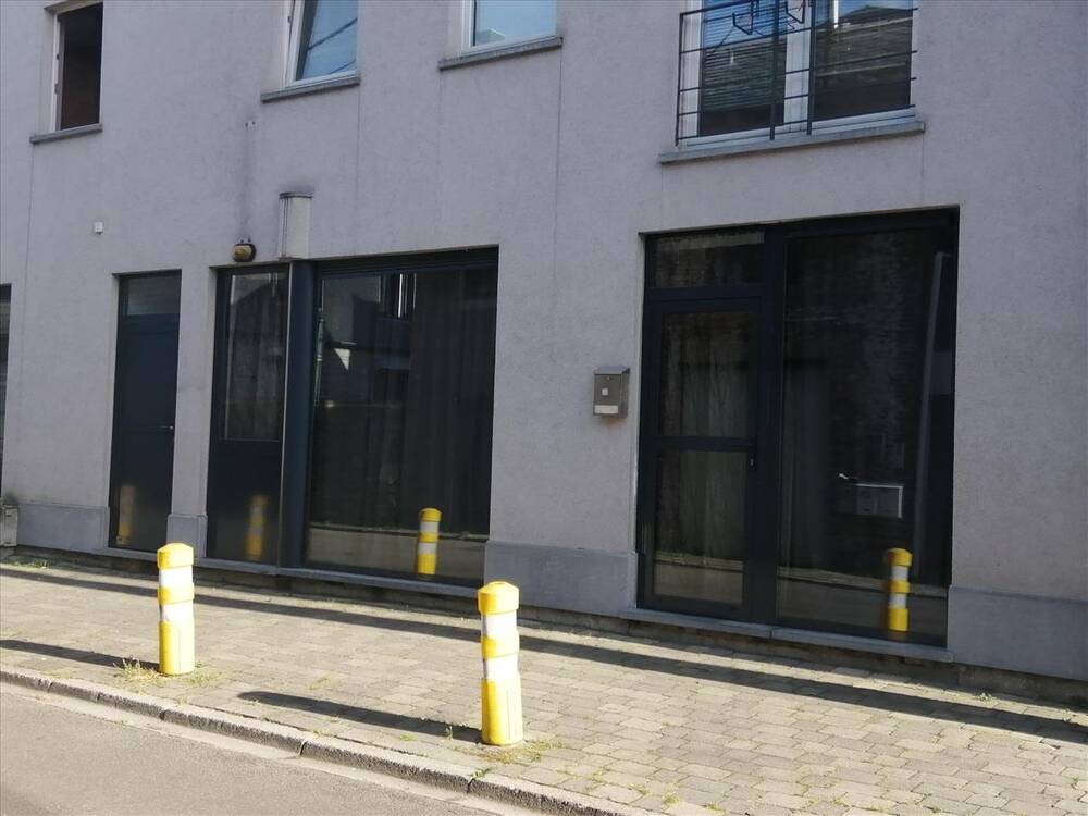 Appartement à vendre à Ciney 5590 110000.00€ 1 chambres m² - annonce 446167