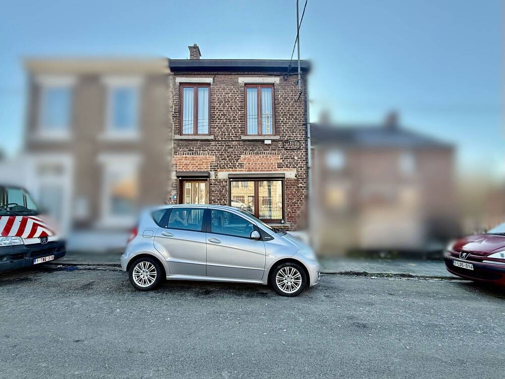 Maison à à Jumet 6040 215000.00€ 4 chambres 200.00m² - annonce 448762