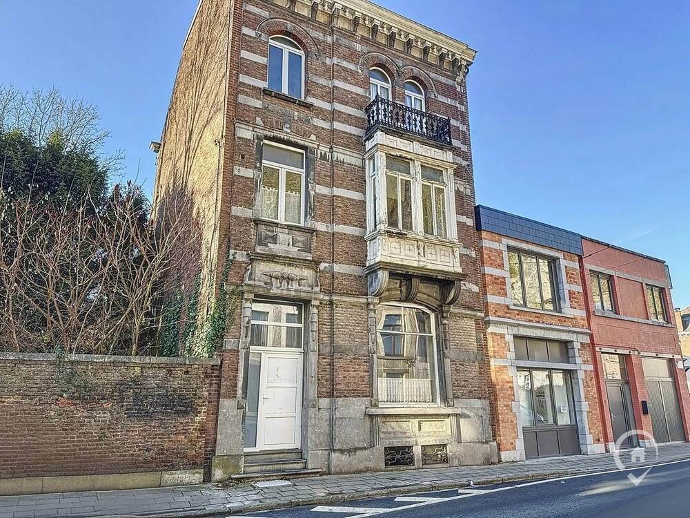 Maison à vendre à Dinant 5500 190000.00€ 6 chambres 435.00m² - annonce 507578