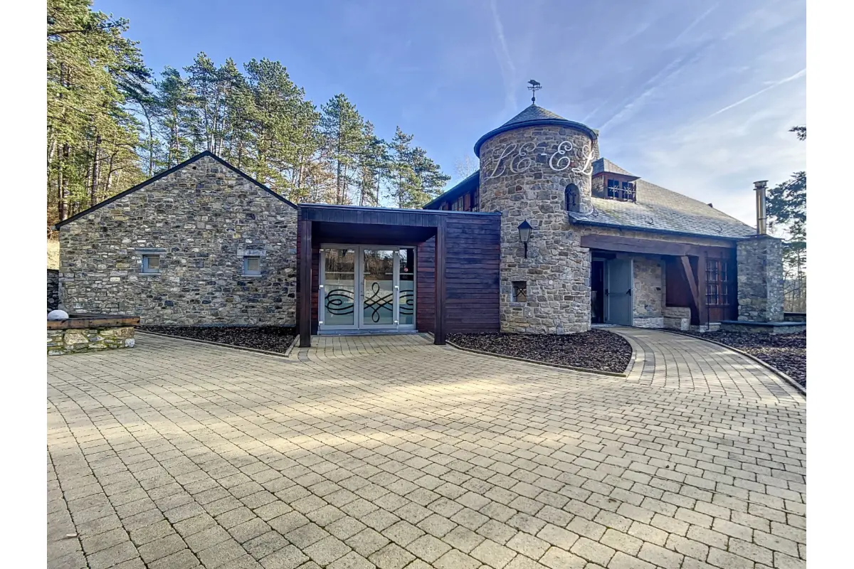 Villa à vendre à Ave-et-Auffe 5580 2300000.00€ 0 chambres 520.00m² - annonce 455040