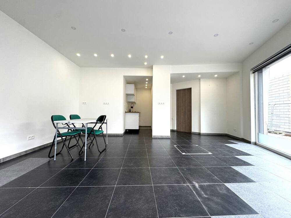 Commerce à à Fleurus 6220 139900.00€ chambres 75.00m² - annonce 456504