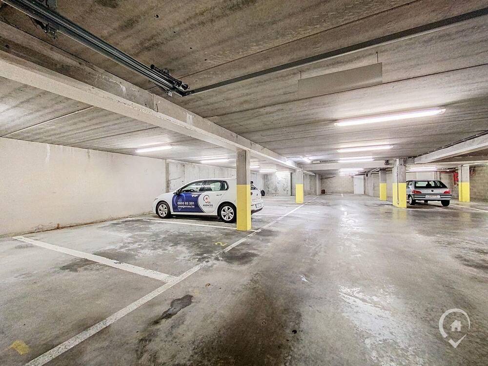 Parking / garage à louer à Dinant 5500 80.00€ chambres m² - annonce 457816