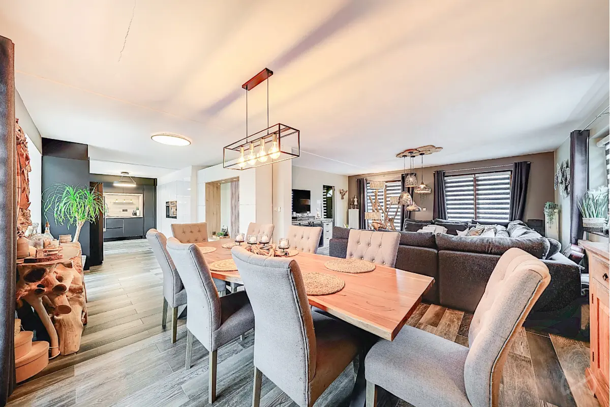 Maison à vendre à Belgrade 5001 599000.00€ 6 chambres 260.00m² - annonce 459524