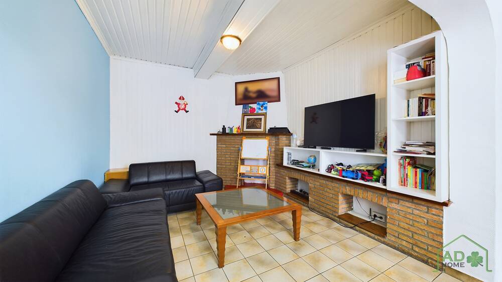 Maison à à Aiseau-Presles 6250 129000.00€ 2 chambres 80.00m² - annonce 462653