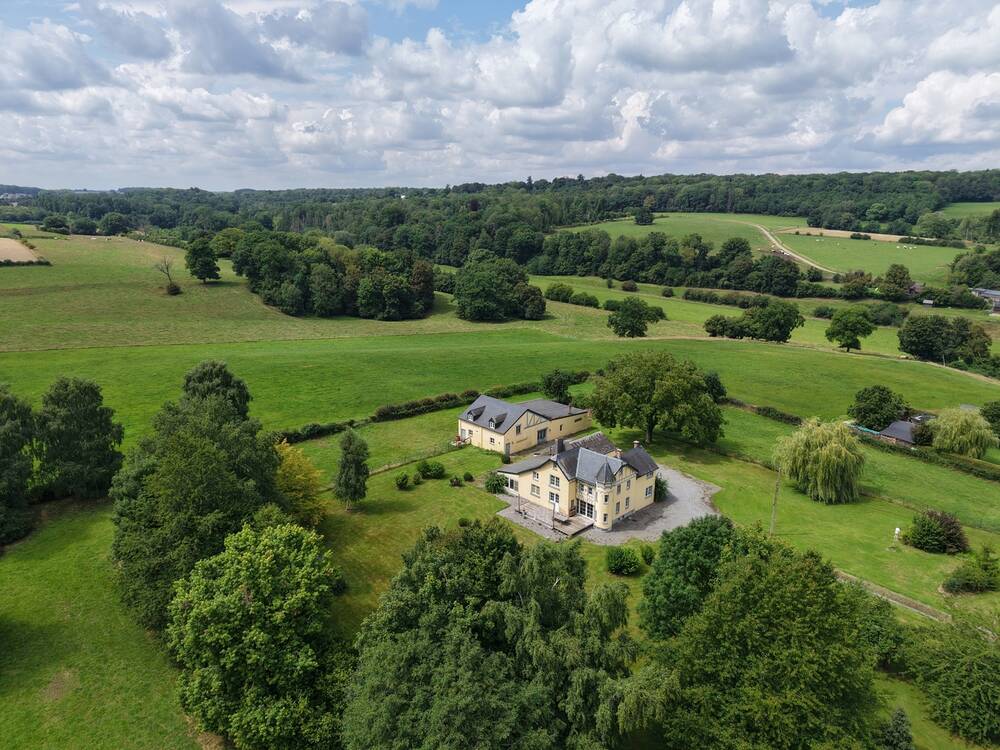 Maison à vendre à Bonsin 5377 585000.00€ 3 chambres 300.00m² - annonce 542129