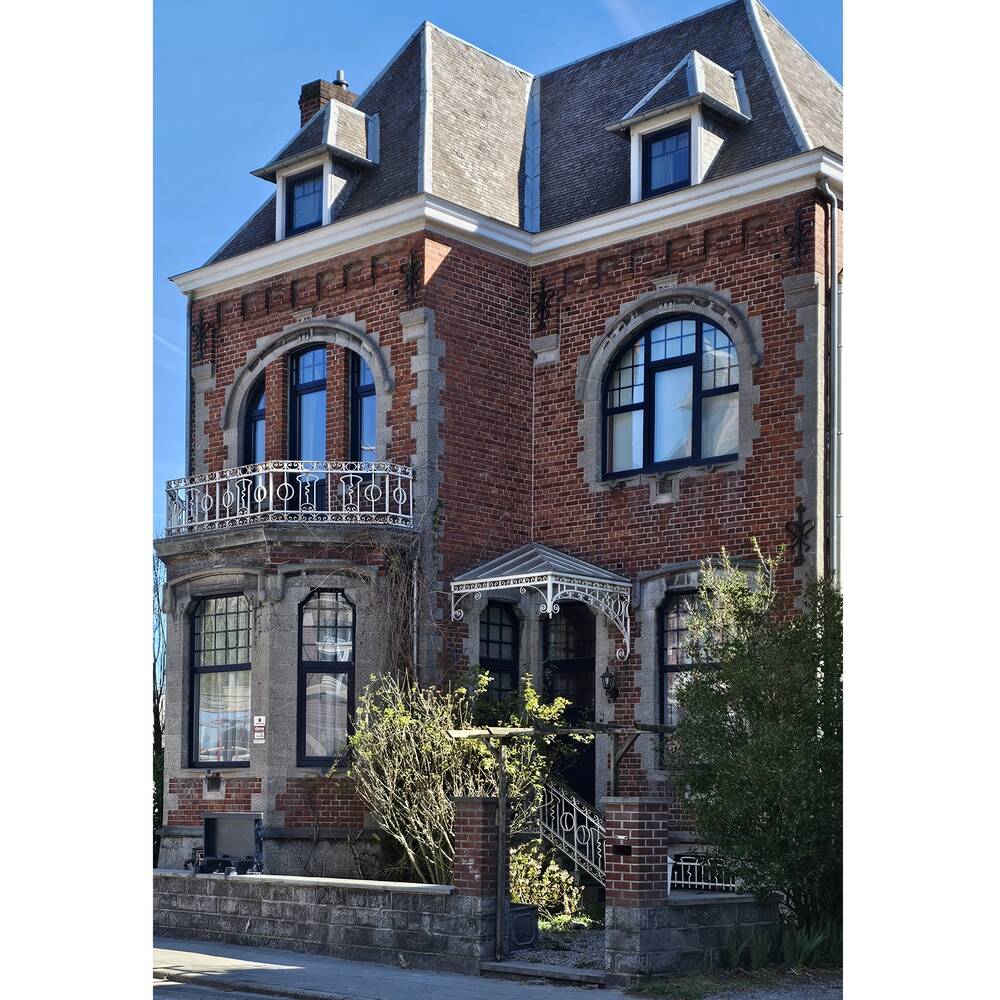 Maison de maître à vendre à Couvin 5660 340000.00€ 6 chambres 238.00m² - annonce 465696