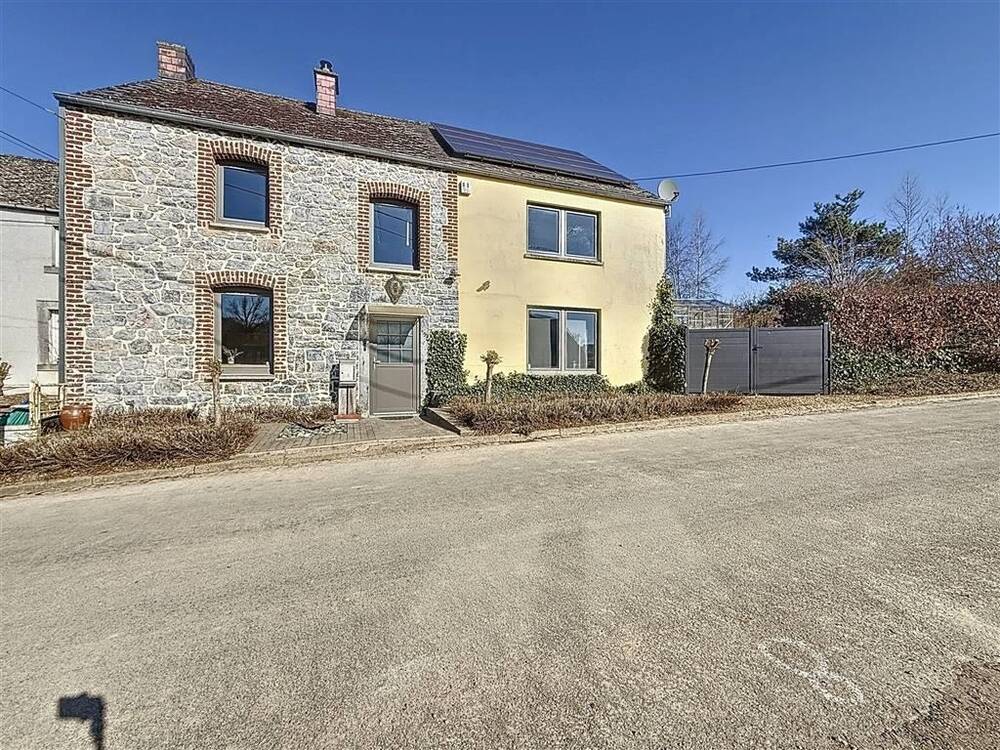 Maison à vendre à Mettet 5640 299000.00€ 4 chambres 270.00m² - annonce 475078
