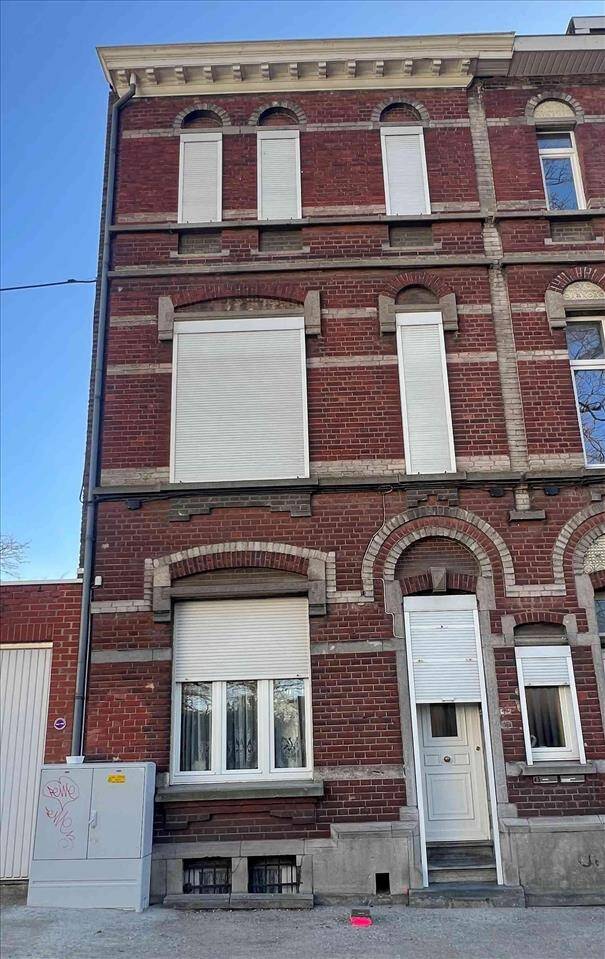 Maison à vendre à Namur 5000 260000.00€ 5 chambres m² - annonce 479171