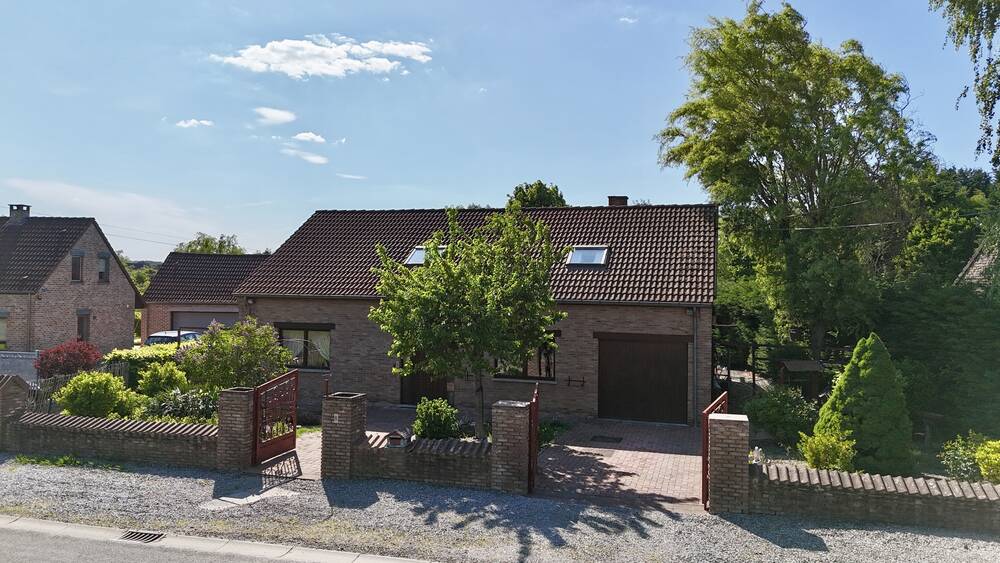 Maison à vendre à Floreffe 5150 445000.00€ 4 chambres 200.00m² - annonce 480202