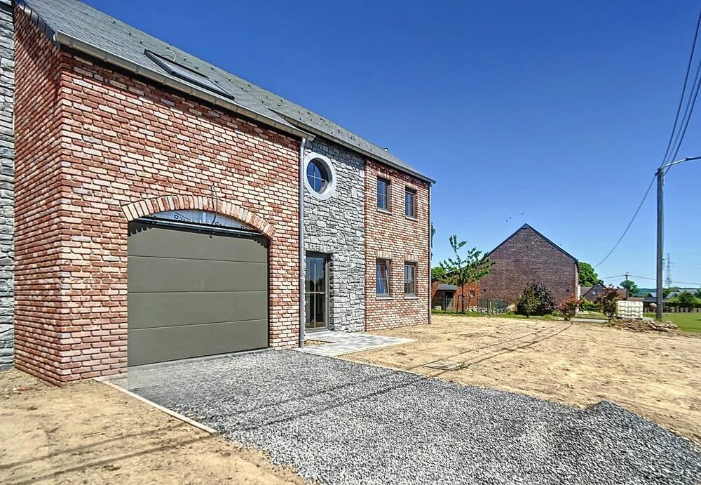 Maison à vendre à Hulsonniaux 5560 348000.00€ 5 chambres 196.00m² - annonce 481574