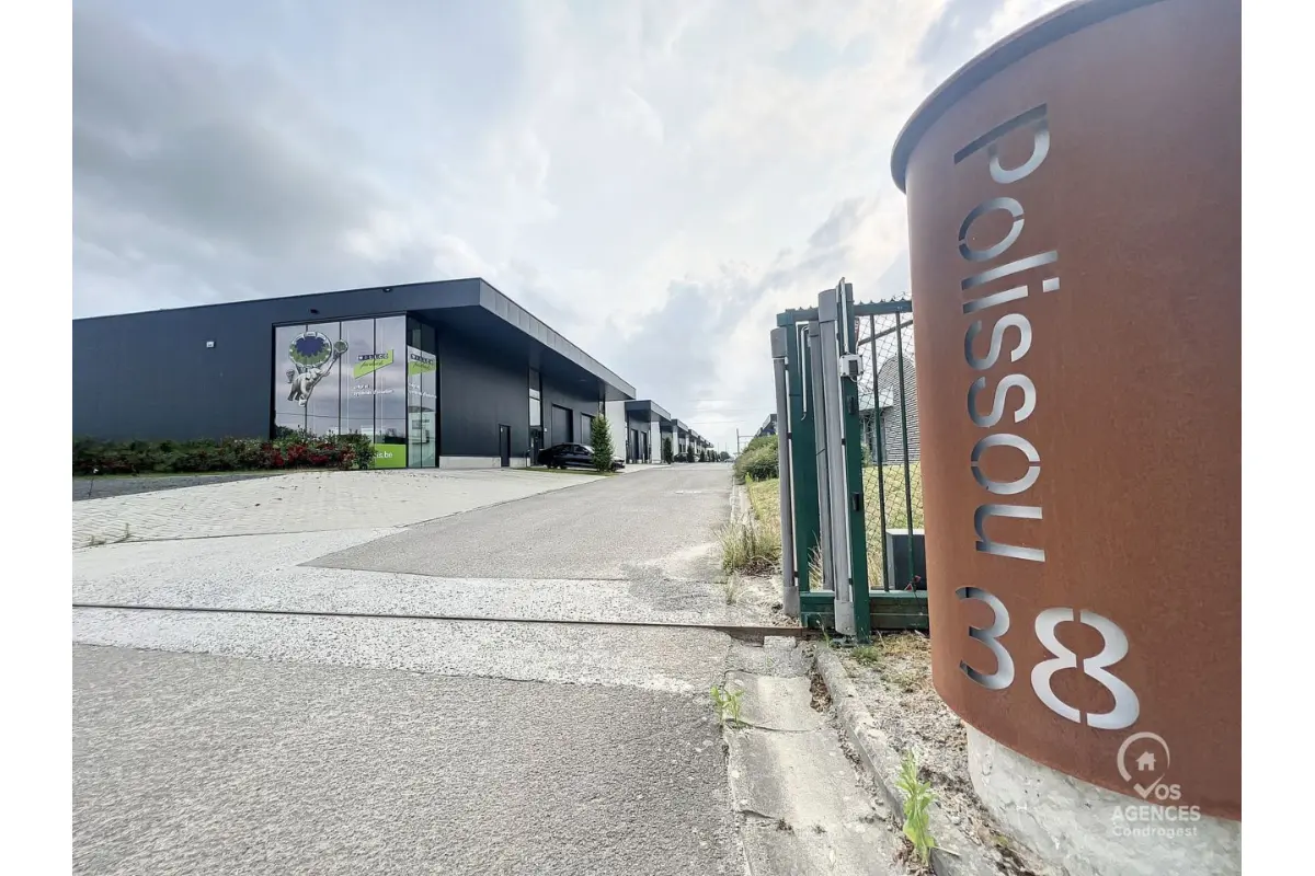 Commerce à louer à Ciney 5590 4275.00€  chambres m² - annonce 489659